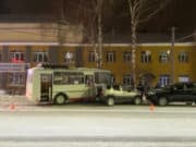 ДТП с маршрутным автобусом в Горно-Алтайске: пострадали четыре человека (видео) ДТП с маршрутным автобусом в Горно-Алтайске: пострадали четыре человека (видео)