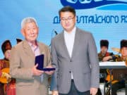 Писатель Кулер Тепуков награжден знаком «Уч-Сюмер»