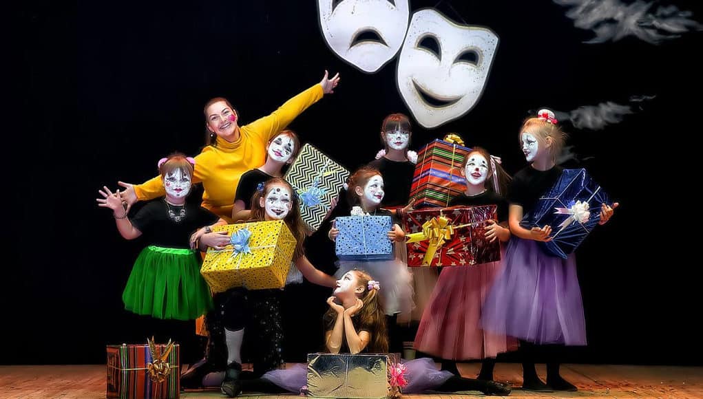 Театральная студия из Турочака успешно выступила на фестивале в Барнауле