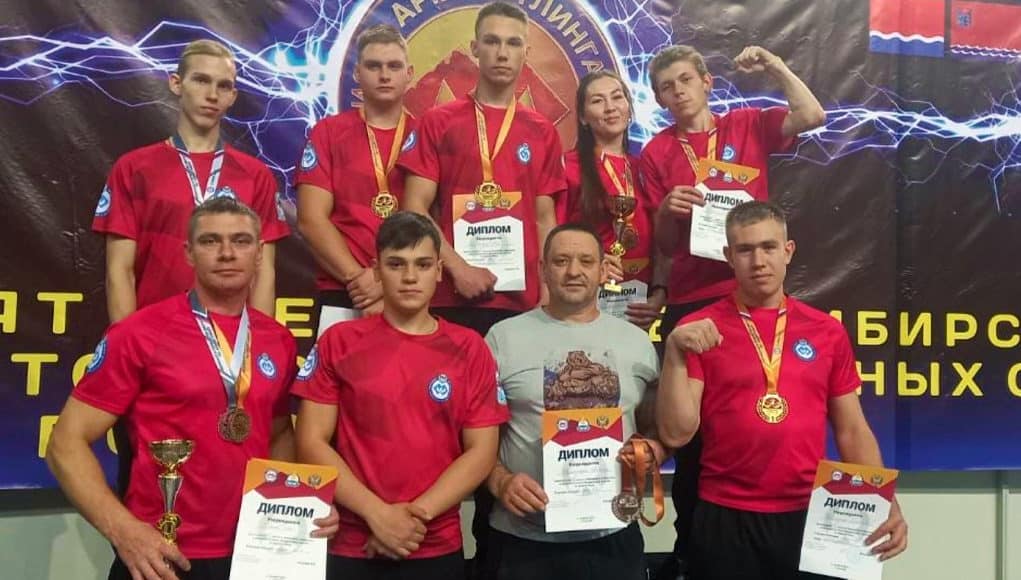 Большой успех спортсменов с Алтая на первенстве Сибири и Дальнего Востока по армрестлингу