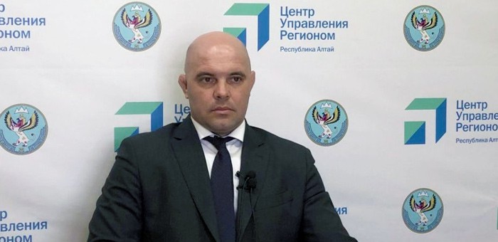 Председателя спорткомитета обвиняют в мошенничестве и ДТП, после которого умер человек