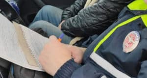 Два автомобиля Toyota Carina столкнулись в Горно-Алтайске Две автомобиля Toyota Carina столкнулись в Горно-Алтайске