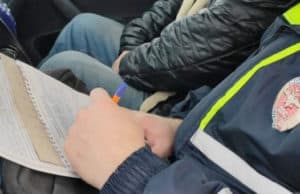 Два автомобиля Toyota Carina столкнулись в Горно-Алтайске Две автомобиля Toyota Carina столкнулись в Горно-Алтайске