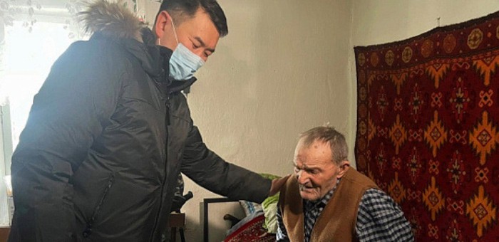 Акции с «С Новым годом, ветеран!» и «Единая Россия – детям Героев» проходят на Алтае