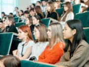 В День открытых дверей ГАГУ посетили несколько сотен будущих абитуриентов В День открытых дверей ГАГУ посетили несколько сотен будущих абитуриентов