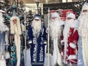 Представитель Горного Алтая поучаствовал во Всероссийском съезде Дедов Морозов Дед Мороз из Горно-Алтайска поучаствовал во Всероссийском съезде Дедов Морозов