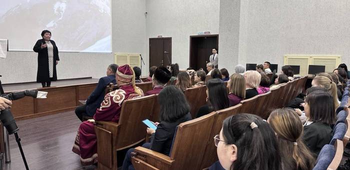 Состоялась презентация книги «Культ гор на Алтае»