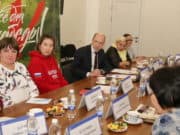 Олег Хорохордин встретился с Советом солдатских матерей Олег Хорохордин встретился с Советом солдатских матерей