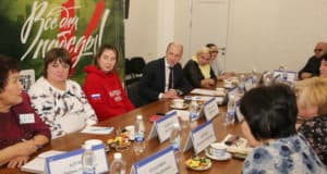 Олег Хорохордин встретился с Советом солдатских матерей Олег Хорохордин встретился с Советом солдатских матерей