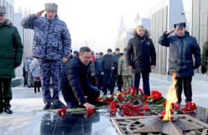 В Республике Алтай прошел митинг в честь Дня Героев Отечества