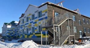 Ремонт школы и строительство детсада в Кызыл-Озеке идут по графику