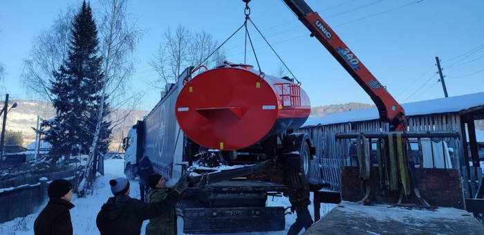 Техника для тушения лесных пожаров поступила в Республику Алтай