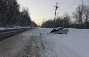 Горожанин после попойки в кафе угнал автомобиль, чтобы не идти домой пешком