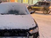 Две девушки на иномарках не поделили дорогу в Майме Две девушки на иномарках не поделили дорогу в Майме