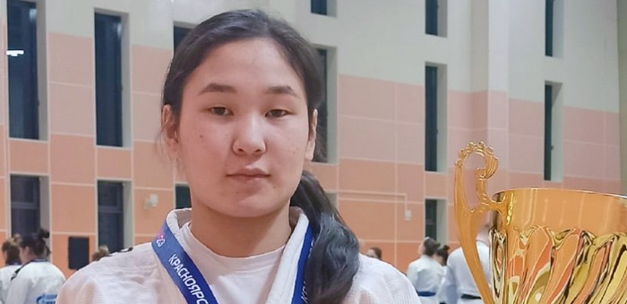 Спортсменка с Алтая завоевала золото на всероссийских соревнованиях по дзюдо
