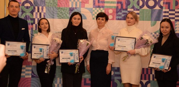 Студенты ГАГУ стали лауреатами премии мэра