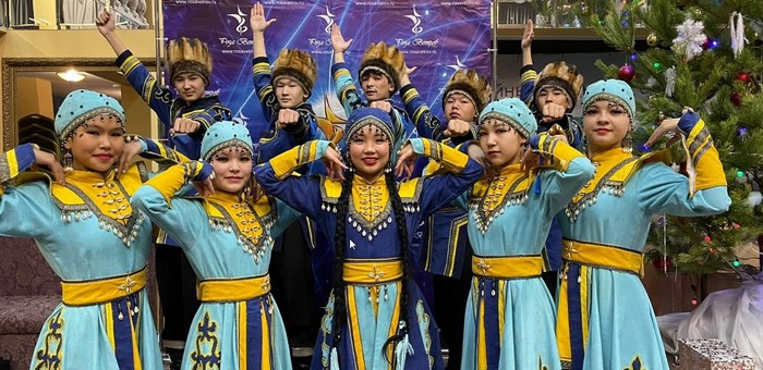 Хореографический ансамбль «Ырысту» удостоен почетного звания