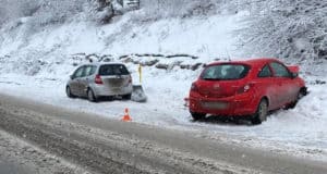 Молодая горожанка выехала на встречку и устроила ДТП