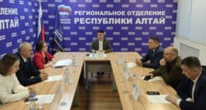 Меньше лозунгов, больше действий: «Единая Россия» в Республике Алтай под руководством Артура Кохоева