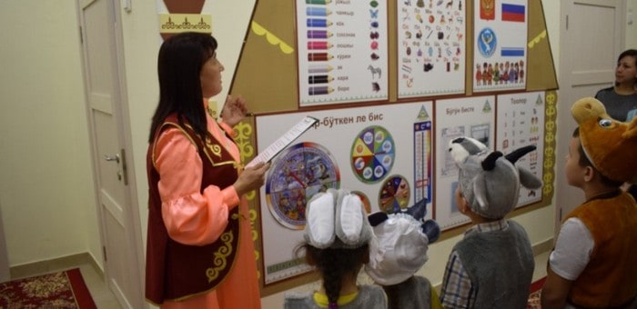 В детских садах республики откроют национальные уголки