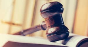 Заключенного будут судить за демонстрацию татуировок с запрещенной символикой Заключенный предстанет перед судом за демонстрацию символики АУЕ