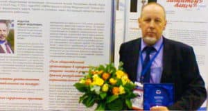 Врач-офтальмолог Федор Федотов стал почетным гражданином Горно-Алтайска Врач-офтальмолог Федор Федотов стал почетным гражданином Горно-Алтайска