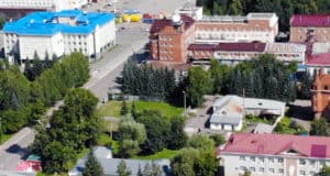 Споры за участок в центре Горно-Алтайска: епархия и «Школьник» остались при своих
