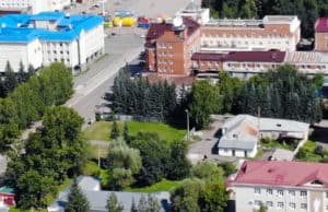 Споры за участок в центре Горно-Алтайска: епархия и «Школьник» остались при своих