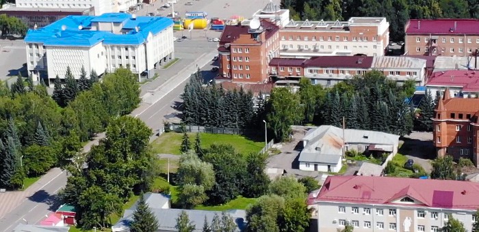 Споры за участок в центре Горно-Алтайска: епархия и «Школьник» остались при своих
