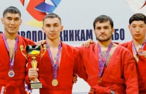 Спортсмены из республики завоевали медали на международном турнире по самбо