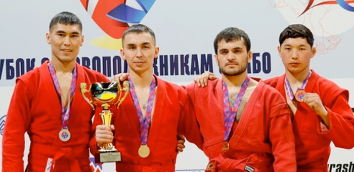 Спортсмены из республики завоевали медали на международном турнире по самбо