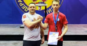 Спортсмен с Алтая завоевал путевку на первенство мира по армрестлингу