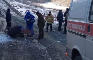 Житель Кузбасса сорвался со скалы на перевале Кату-Ярык и погиб