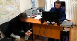 В Майме внук напал с ножом на своих бабушку и деда