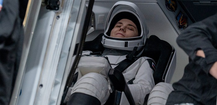 Анна Кикина вернулась на Землю на космическом корабле Crew Dragon