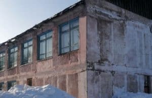 Аварийную Озеро-Куреевскую школу отремонтируют