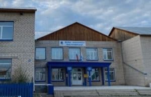 Столетнюю школу в Кош-Агачском районе отремонтируют в этом году