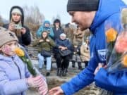 Акция «Для вас, любимые!» прошла в Горно-Алтайске Акция «Для вас, любимые!» прошла в Горно-Алтайске