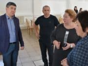 Депутаты от «Единой России» провели мониторинг качества горячего питания в школе Онгудая Депутаты от «Единой России» провели мониторинг качества горячего питания в школе Онгудая