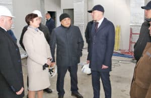 Глава республики проинспектировал ход строительства социальных объектов Глава республики проинспектировал ход строительства социальных объектов
