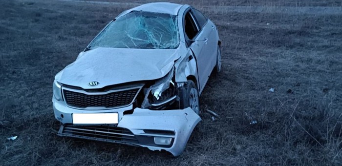 Турист из Ярославской области разбил машину возле Еланды, два человека попали в больницу