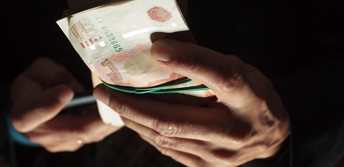 Жительница Улаганского района скачала приложение и лишилась почти 156 тыс. рублей