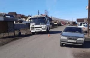 Девушку оштрафовали за нарушение ПДД после того, как ее сбила машина Девушку оштрафовали за нарушение ПДД после того, как ее сбила машина