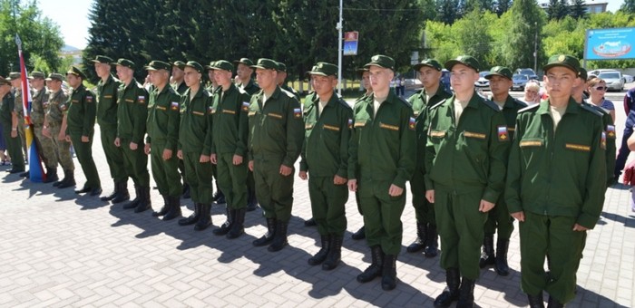 Около 500 жителей Республики Алтай отправятся в армию во время весеннего призыва