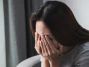 Мошенник поглумился над женщиной, у которой украл 90 тысяч рублей