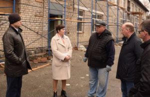 В Горно-Алтайске проверили ход строительства и ремонта важных объектов