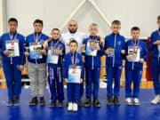 Три золотых медали завоевали спортсмены из Горно-Алтайска на турнире по кикбоксингу Три золотых медали завоевали спортсмены из Горно-Алтайска на турнире по кикбоксингу