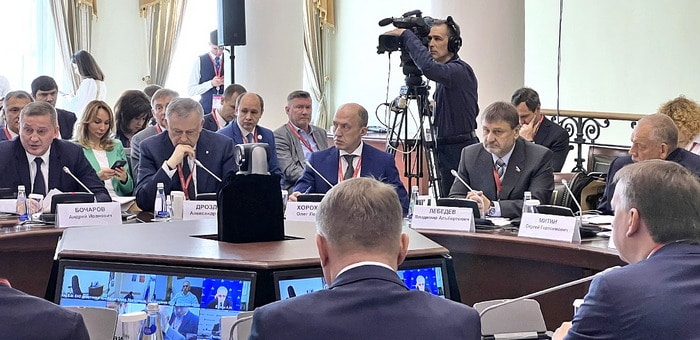 Делегация Республики Алтай приняла участие в Невском международном экоконгрессе