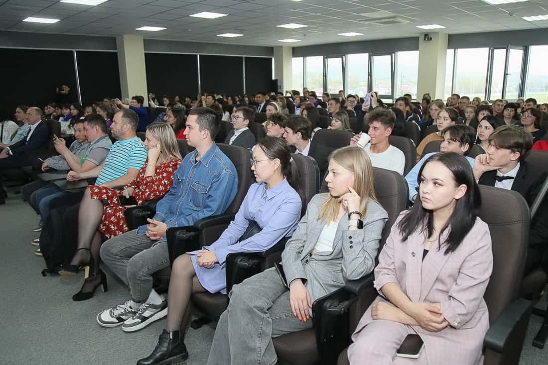 Ксения Разуваева: В Республике Алтай активно развивается детское и молодежное движение