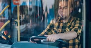 Пьяный рецидивист угнал автобус в Горно-Алтайске Пьяный рецидивист угнал автобус в Горно-Алтайске